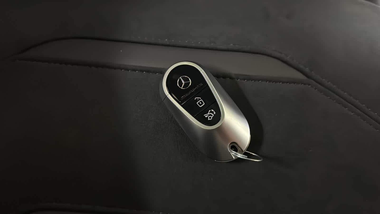 Thumbnail: 2026 Mercedes-Benz GLC - 37