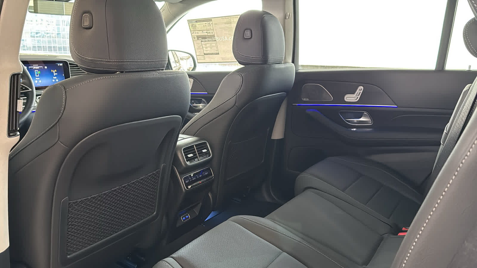 Thumbnail: 2026 Mercedes-Benz GLS - 29