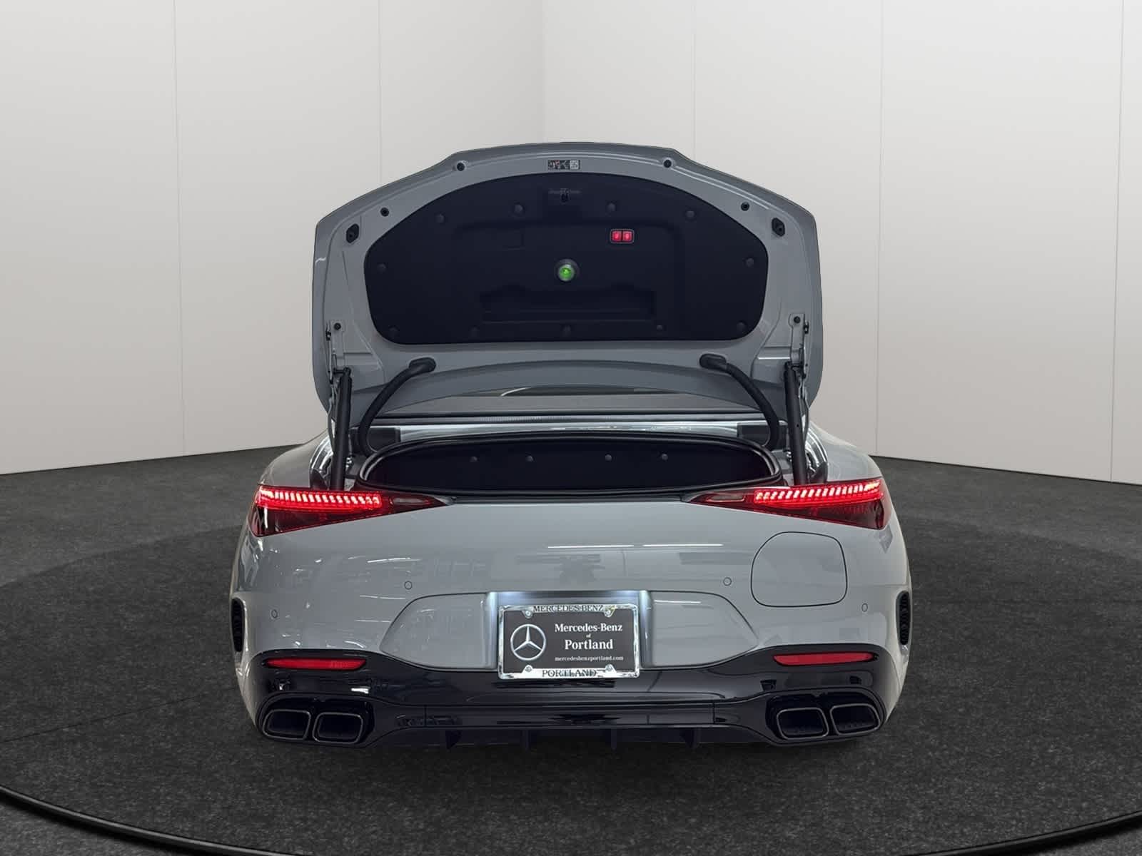 Thumbnail: 2025 Mercedes-Benz SL-Class - 6