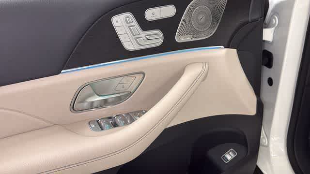 Thumbnail: 2020 Mercedes-Benz GLE - 15