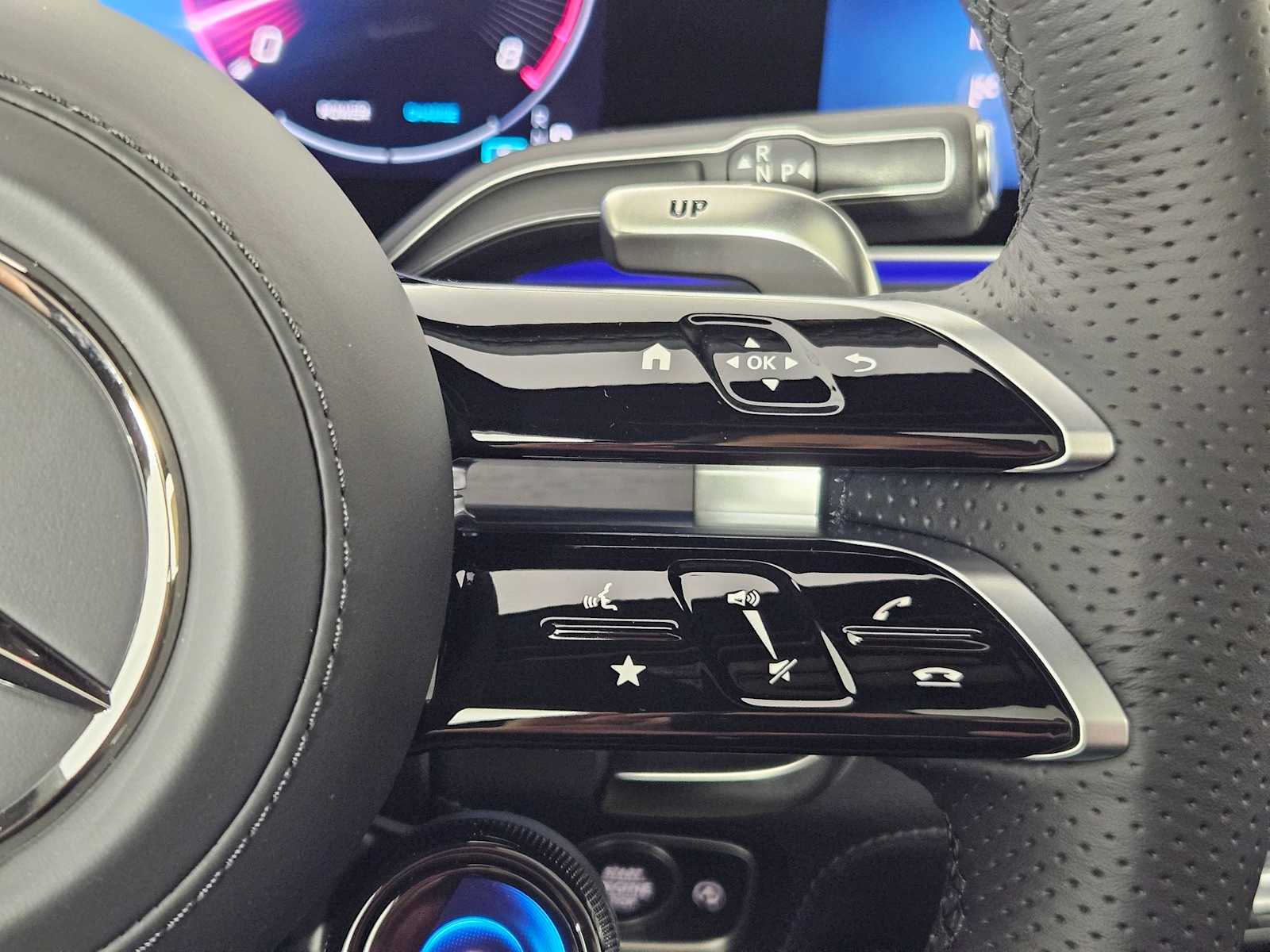 Thumbnail: 2025 Mercedes-Benz GLE - 24