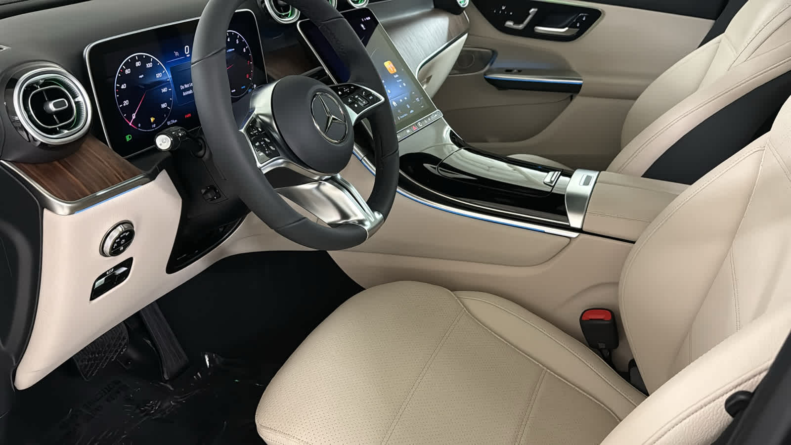 Thumbnail: 2026 Mercedes-Benz GLC - 27