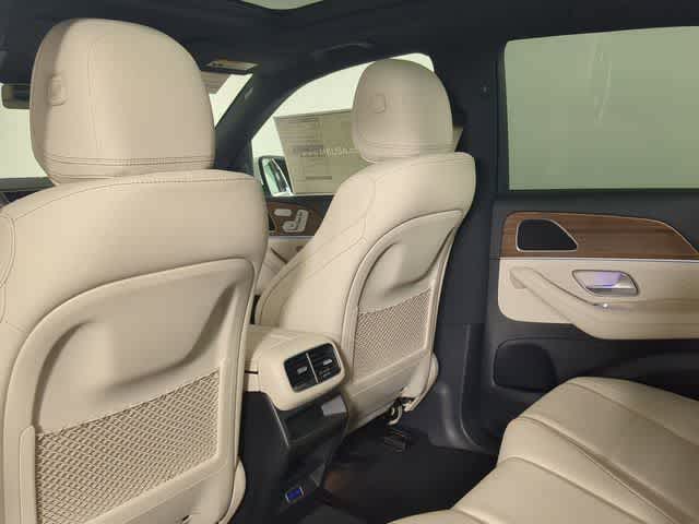 Thumbnail: 2026 Mercedes-Benz GLE - 18