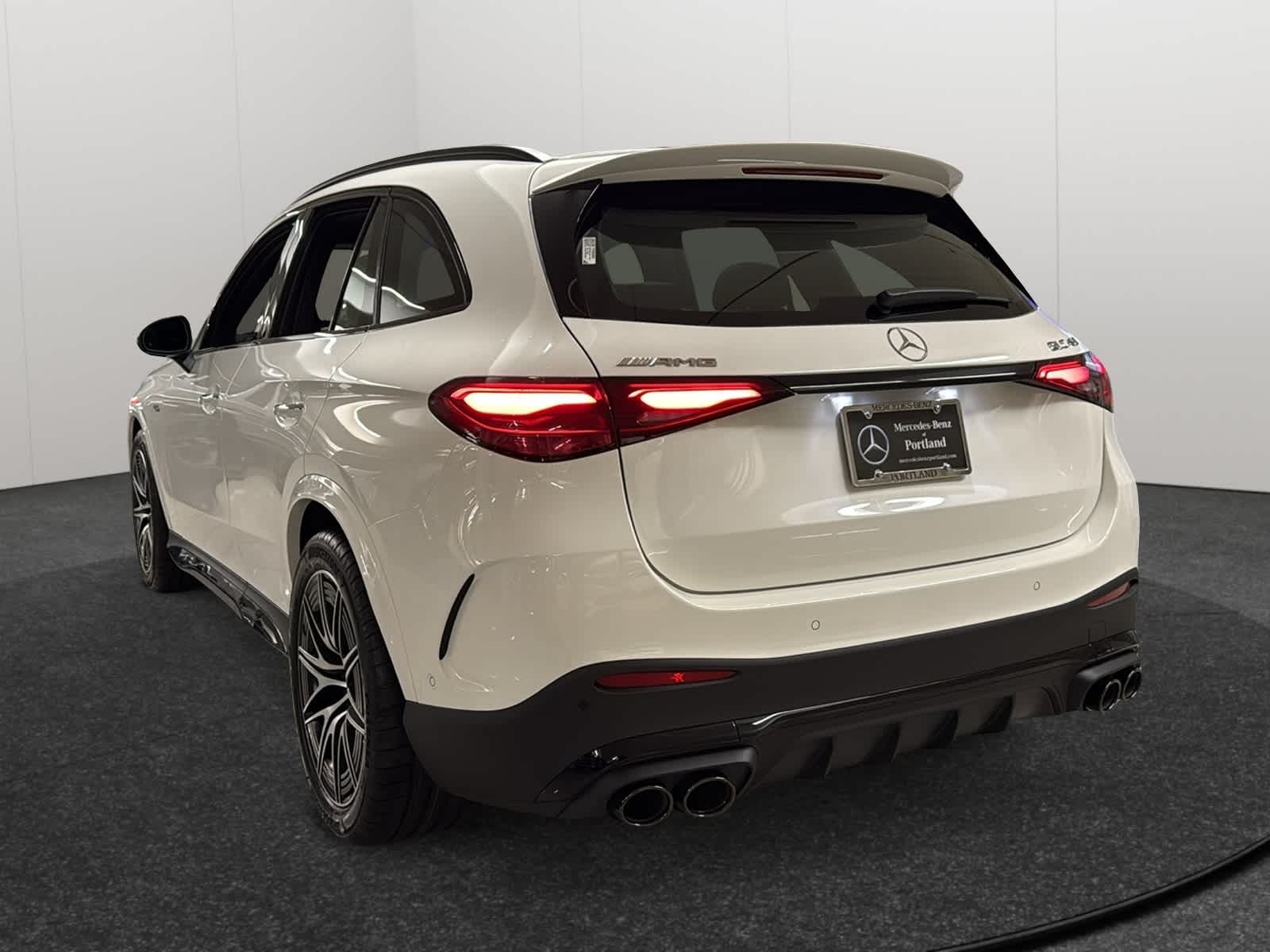 Thumbnail: 2026 Mercedes-Benz GLC - 6