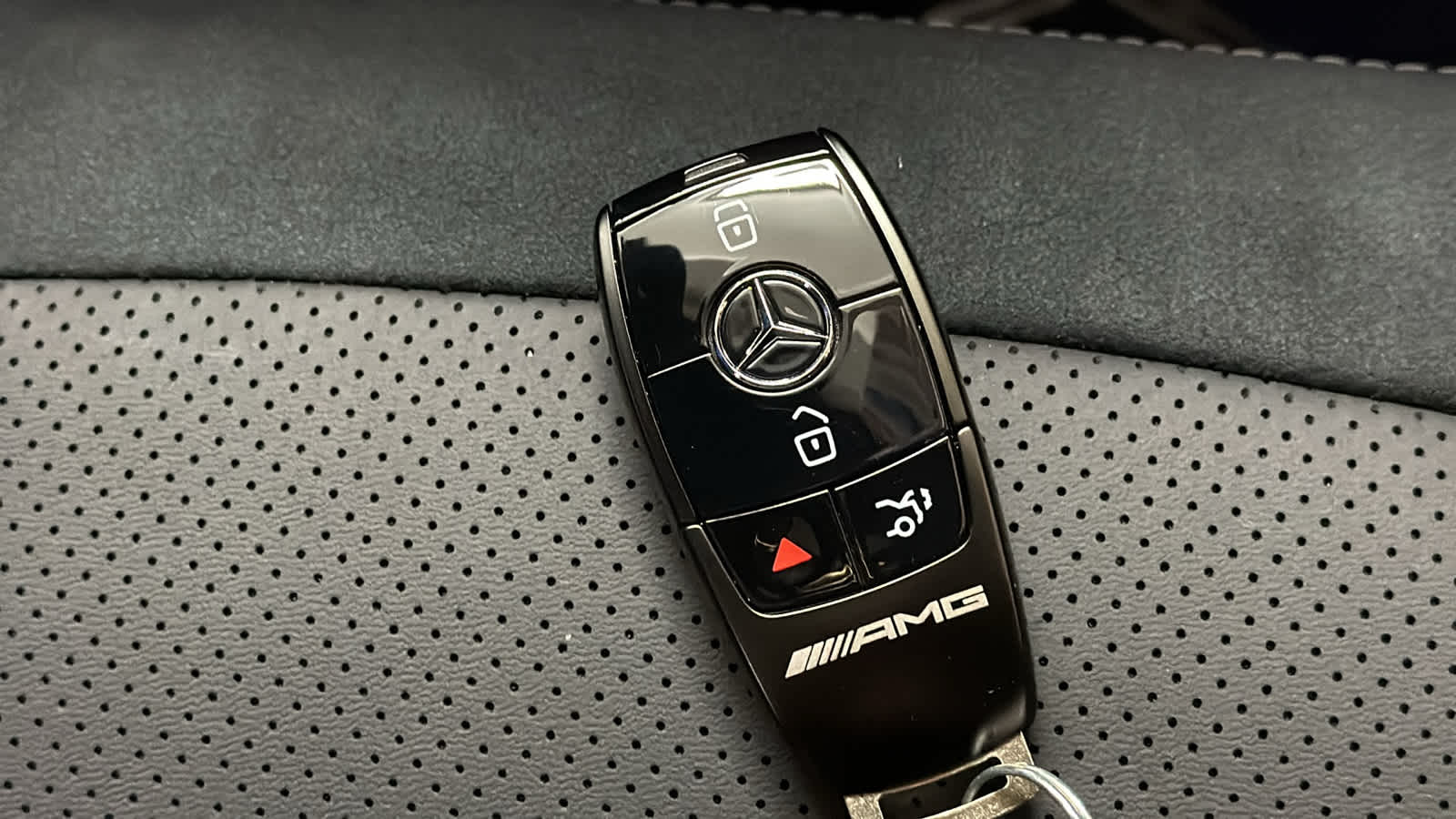 Thumbnail: 2026 Mercedes-Benz GLE - 36