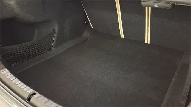 Thumbnail: 2021 BMW 3 Series - 32