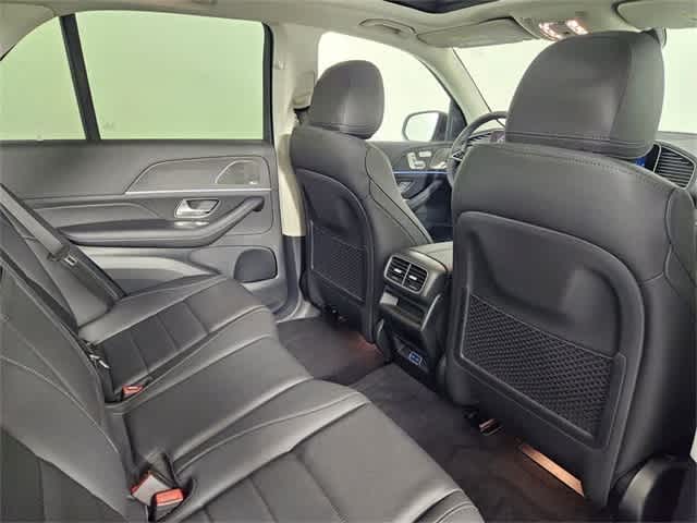 Thumbnail: 2025 Mercedes-Benz GLE - 18