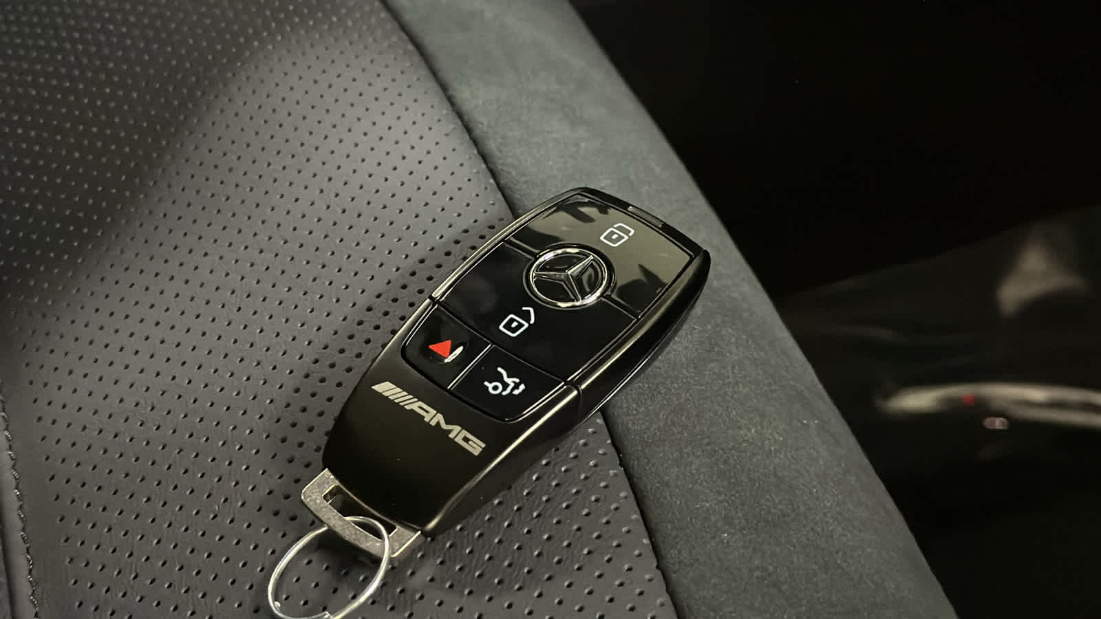 Thumbnail: 2026 Mercedes-Benz GLE - 35