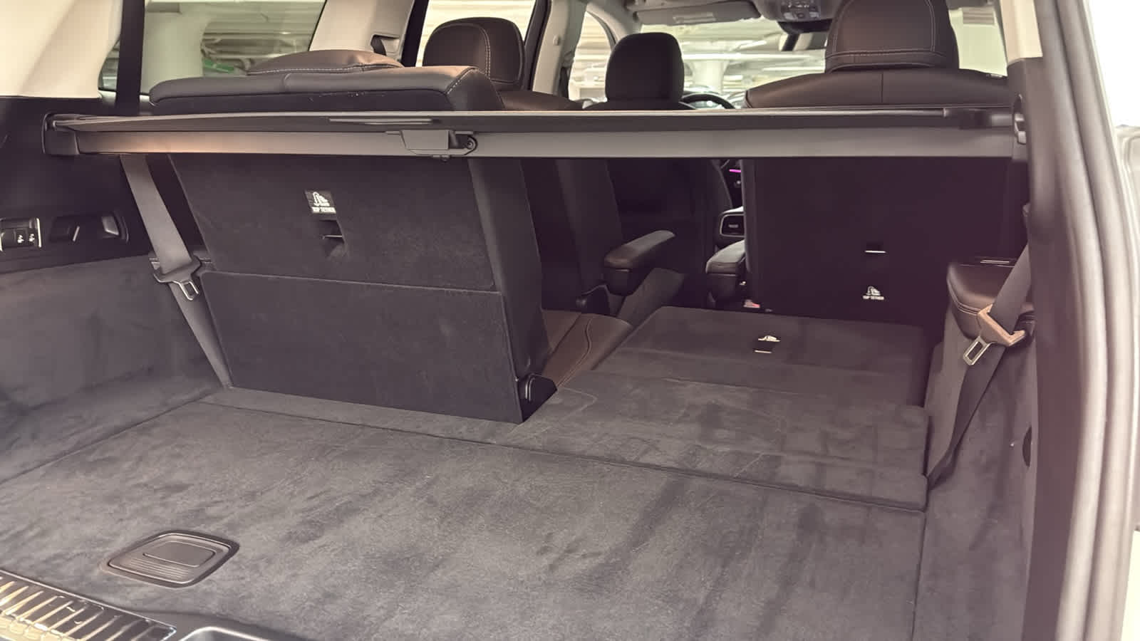 Thumbnail: 2025 Mercedes-Benz GLS - 35