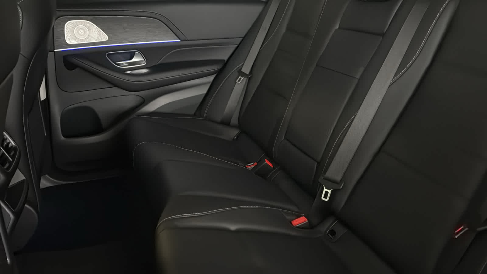 Thumbnail: 2026 Mercedes-Benz GLE - 32