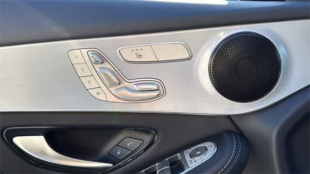 Thumbnail: 2022 Mercedes-Benz GLC - 16