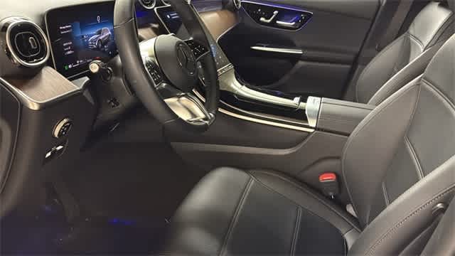 Thumbnail: 2025 Mercedes-Benz GLC - 26