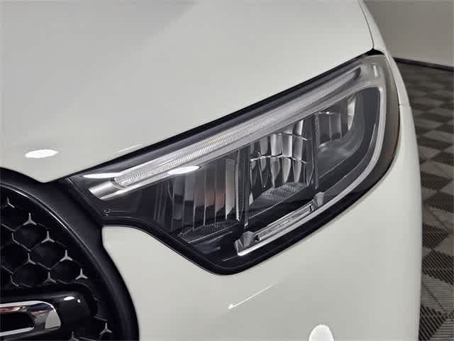 Thumbnail: 2025 Mercedes-Benz GLC - 10