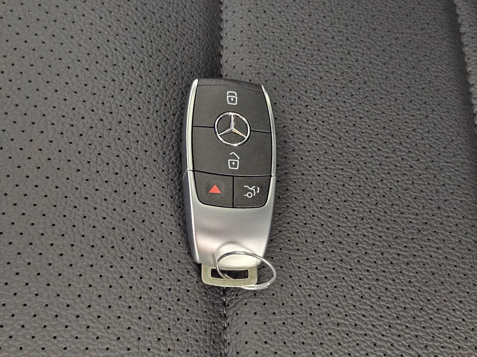 2025 Mercedes-Benz GLE 450 41