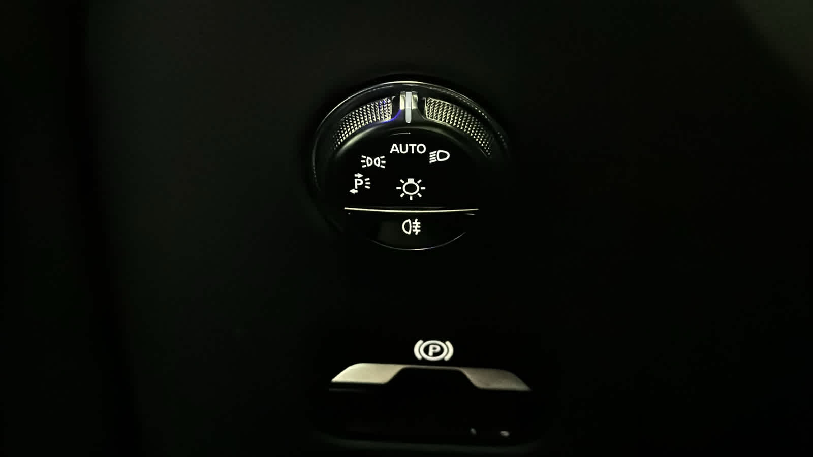 Thumbnail: 2026 Mercedes-Benz GLC - 19