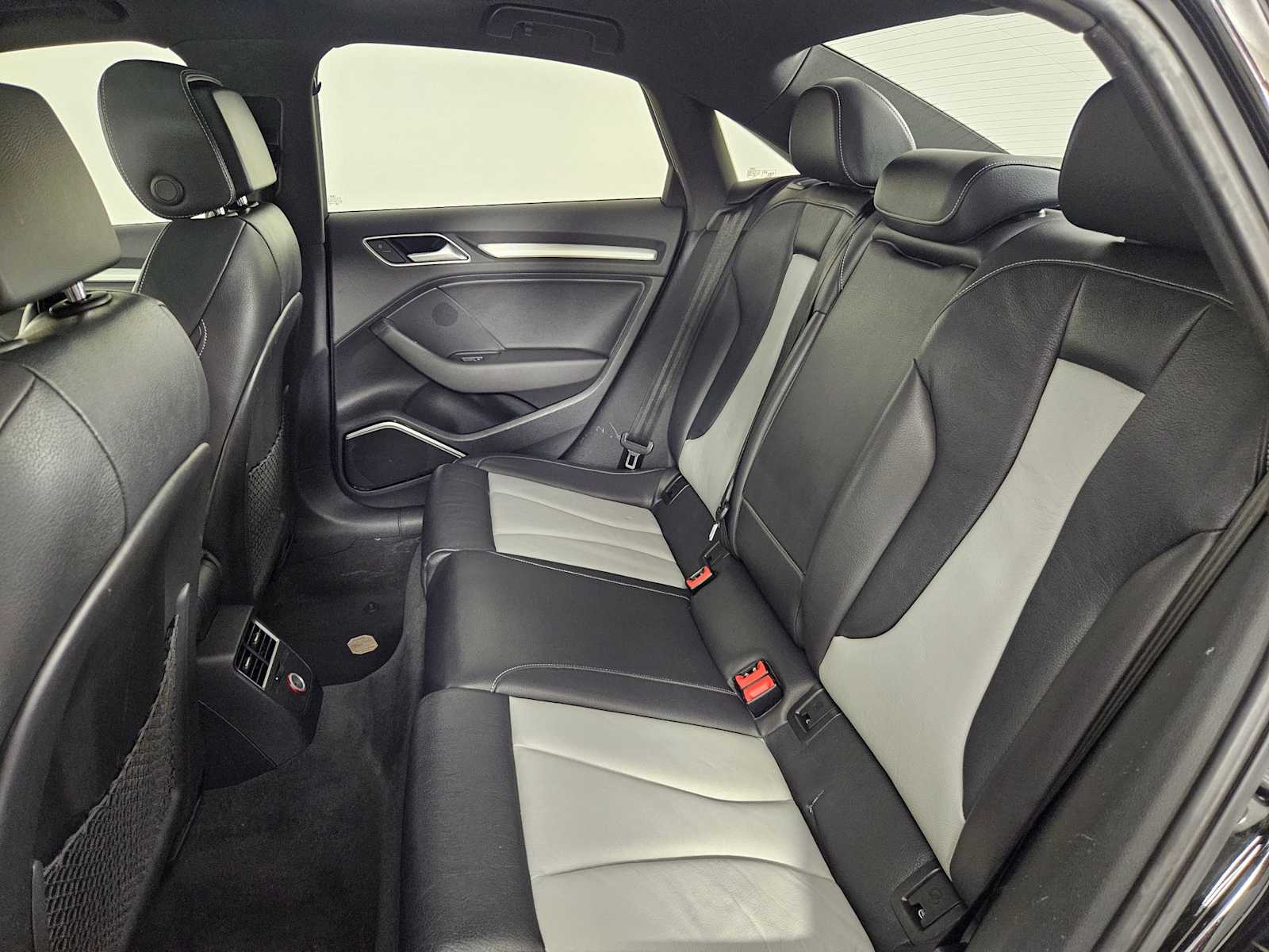Thumbnail: 2015 Audi S3 - 20