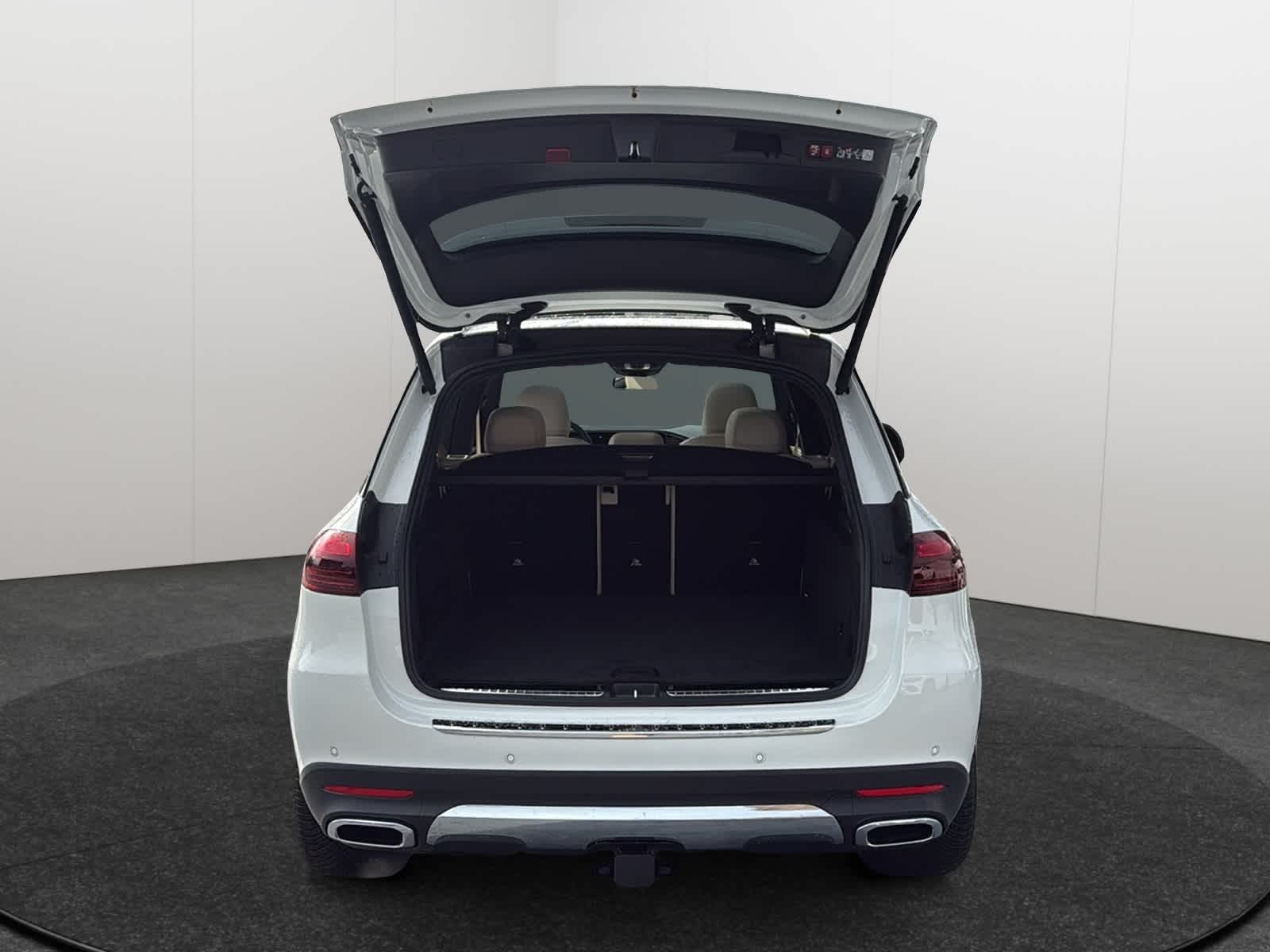 Thumbnail: 2026 Mercedes-Benz GLE - 6