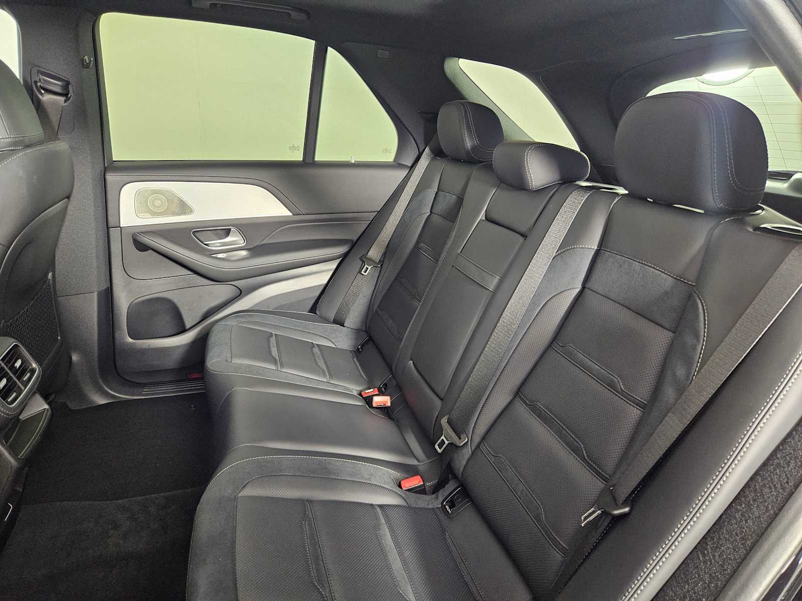 Thumbnail: 2025 Mercedes-Benz GLE - 19