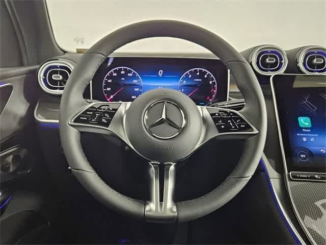 Thumbnail: 2025 Mercedes-Benz GLC - 24