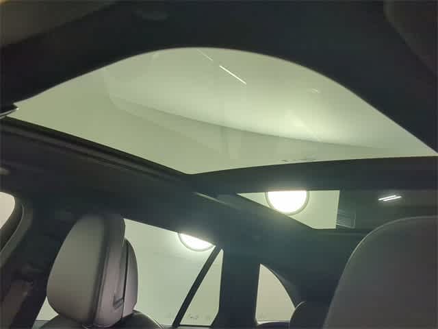 Thumbnail: 2026 Mercedes-Benz GLC - 19