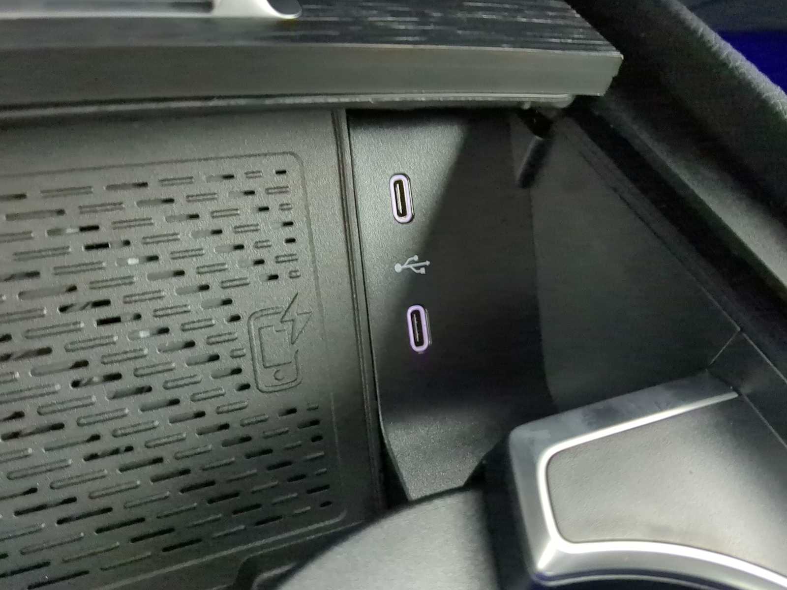 Thumbnail: 2026 Mercedes-Benz GLE - 32