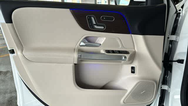 Thumbnail: 2026 Mercedes-Benz GLB - 15