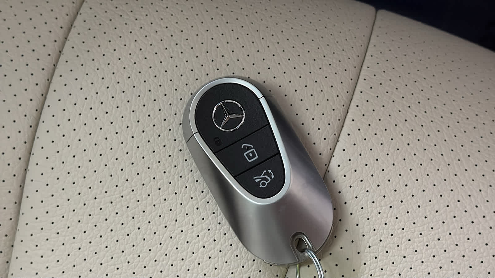 Thumbnail: 2026 Mercedes-Benz E-Class - 37