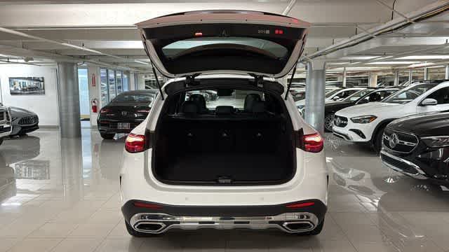 Thumbnail: 2026 Mercedes-Benz GLC - 7