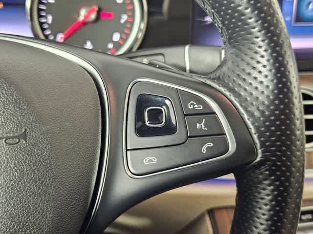 Thumbnail: 2018 Mercedes-Benz E-Class - 26