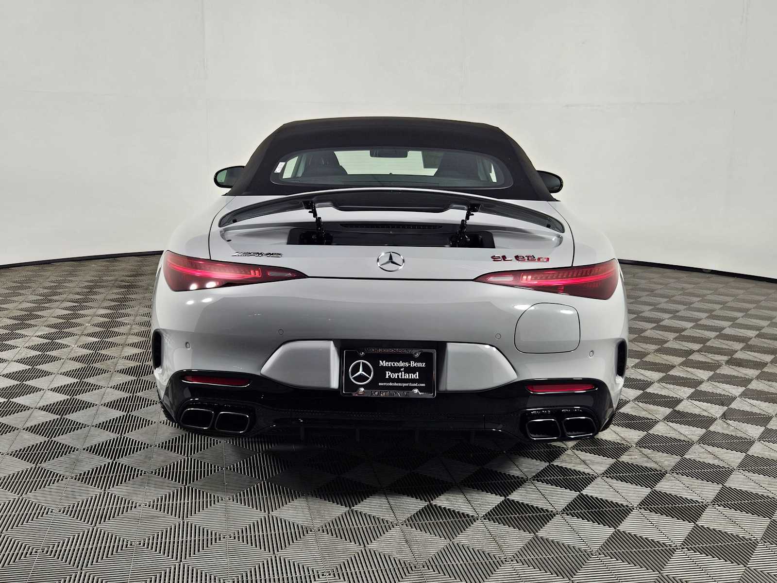Thumbnail: 2025 Mercedes-Benz SL-Class - 4