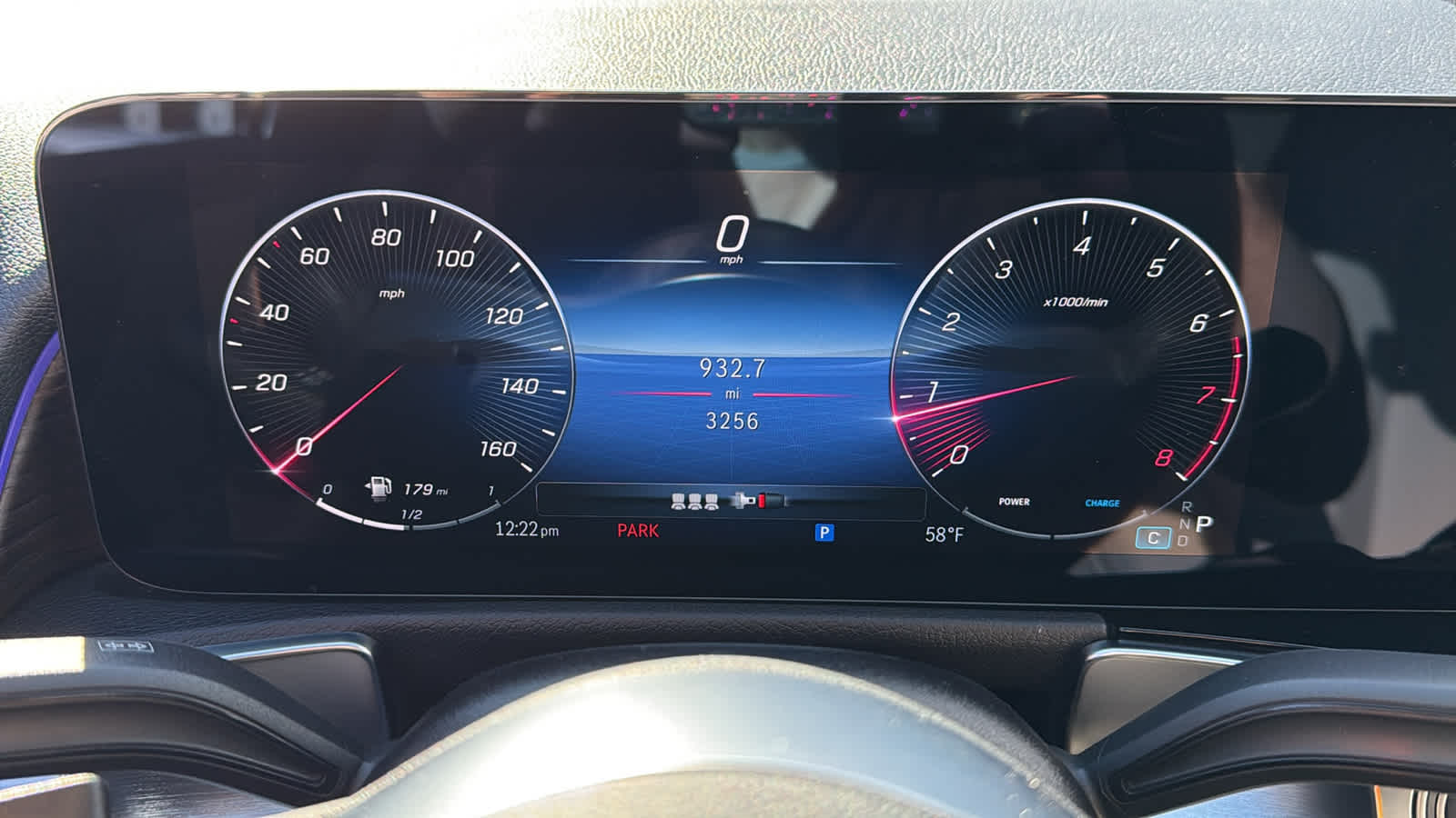 Thumbnail: 2025 Mercedes-Benz GLB - 27