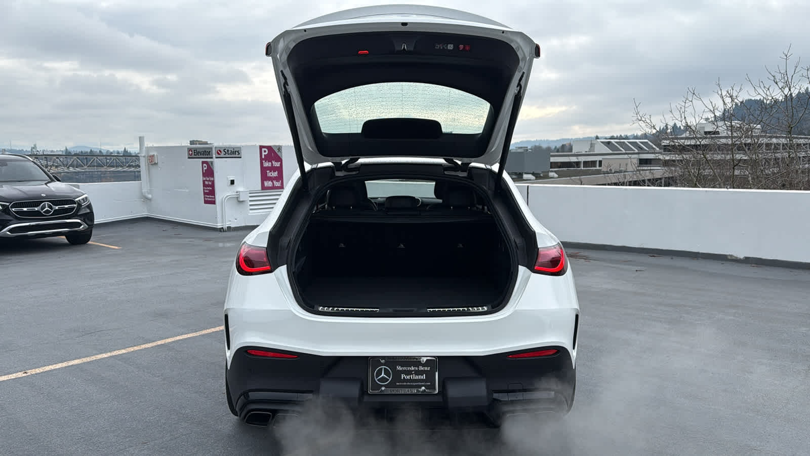 Thumbnail: 2025 Mercedes-Benz GL-Class - 7