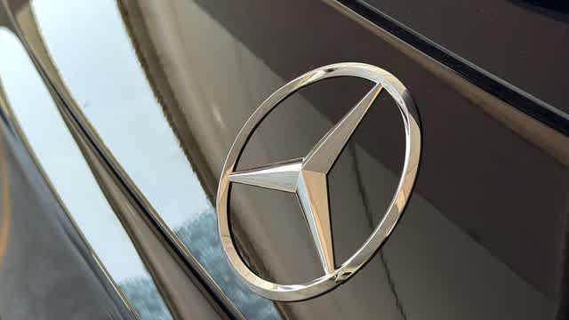 Thumbnail: 2025 Mercedes-Benz GLC - 8