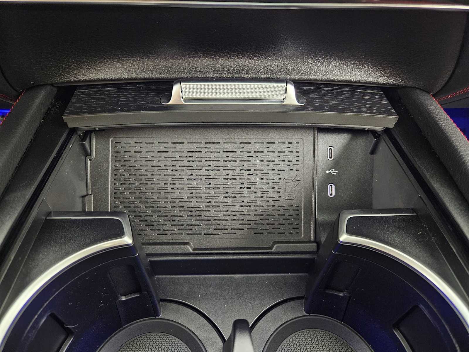 Thumbnail: 2025 Mercedes-Benz GLE - 32