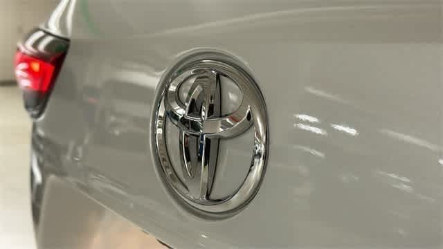 Thumbnail: 2022 Toyota Highlander - 8