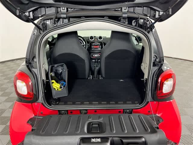 2017 Smart Fortwo  28