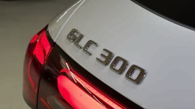 Thumbnail: 2026 Mercedes-Benz GLC - 10