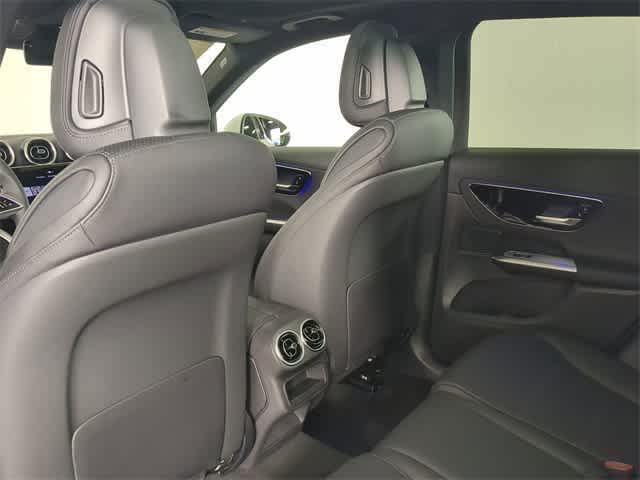 Thumbnail: 2026 Mercedes-Benz GLC - 18