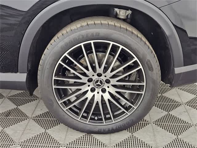 Thumbnail: 2025 Mercedes-Benz GLC - 13