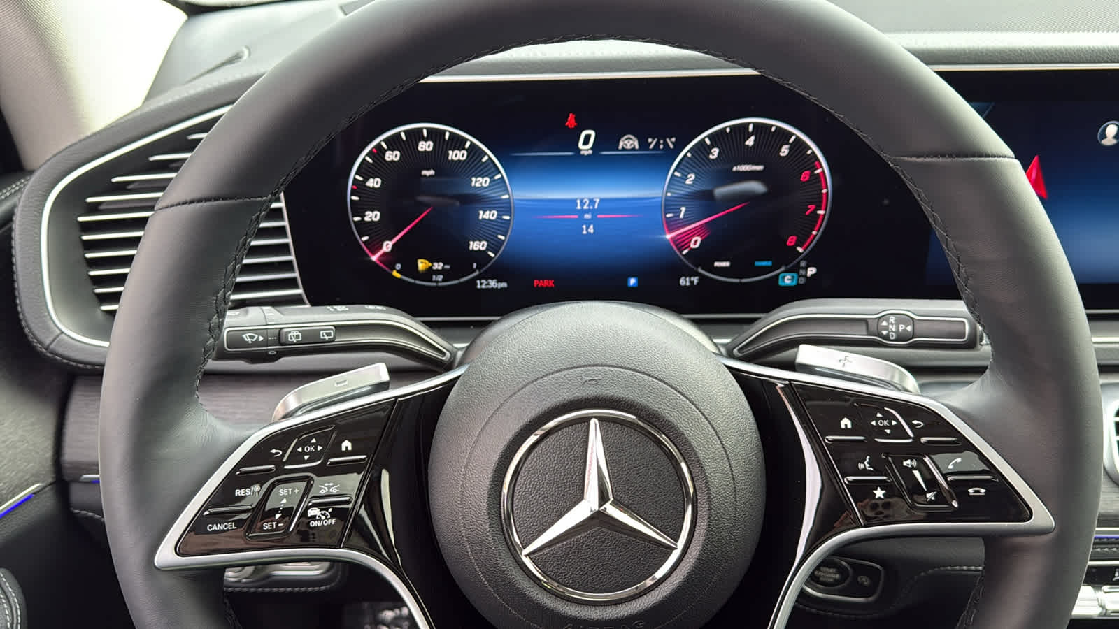 Thumbnail: 2026 Mercedes-Benz GLE - 17