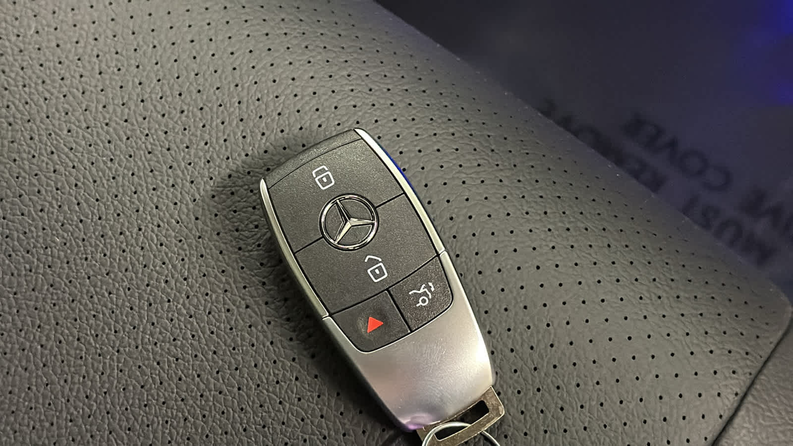Thumbnail: 2026 Mercedes-Benz GLS - 38
