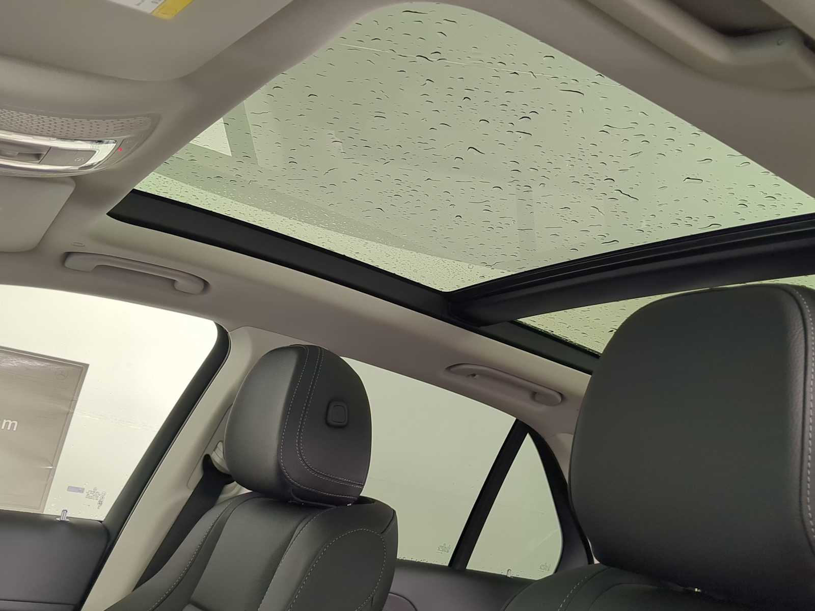 Thumbnail: 2026 Mercedes-Benz GLE - 19