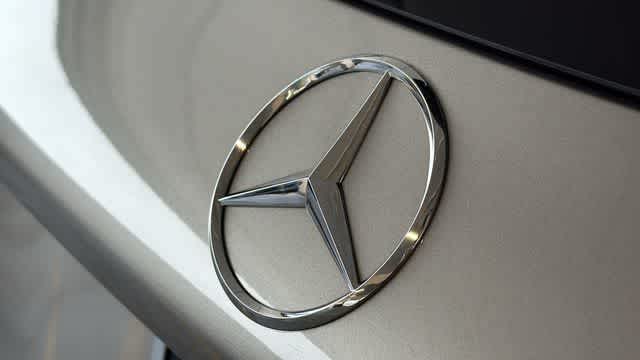 Thumbnail: 2022 Mercedes-Benz GLC - 8