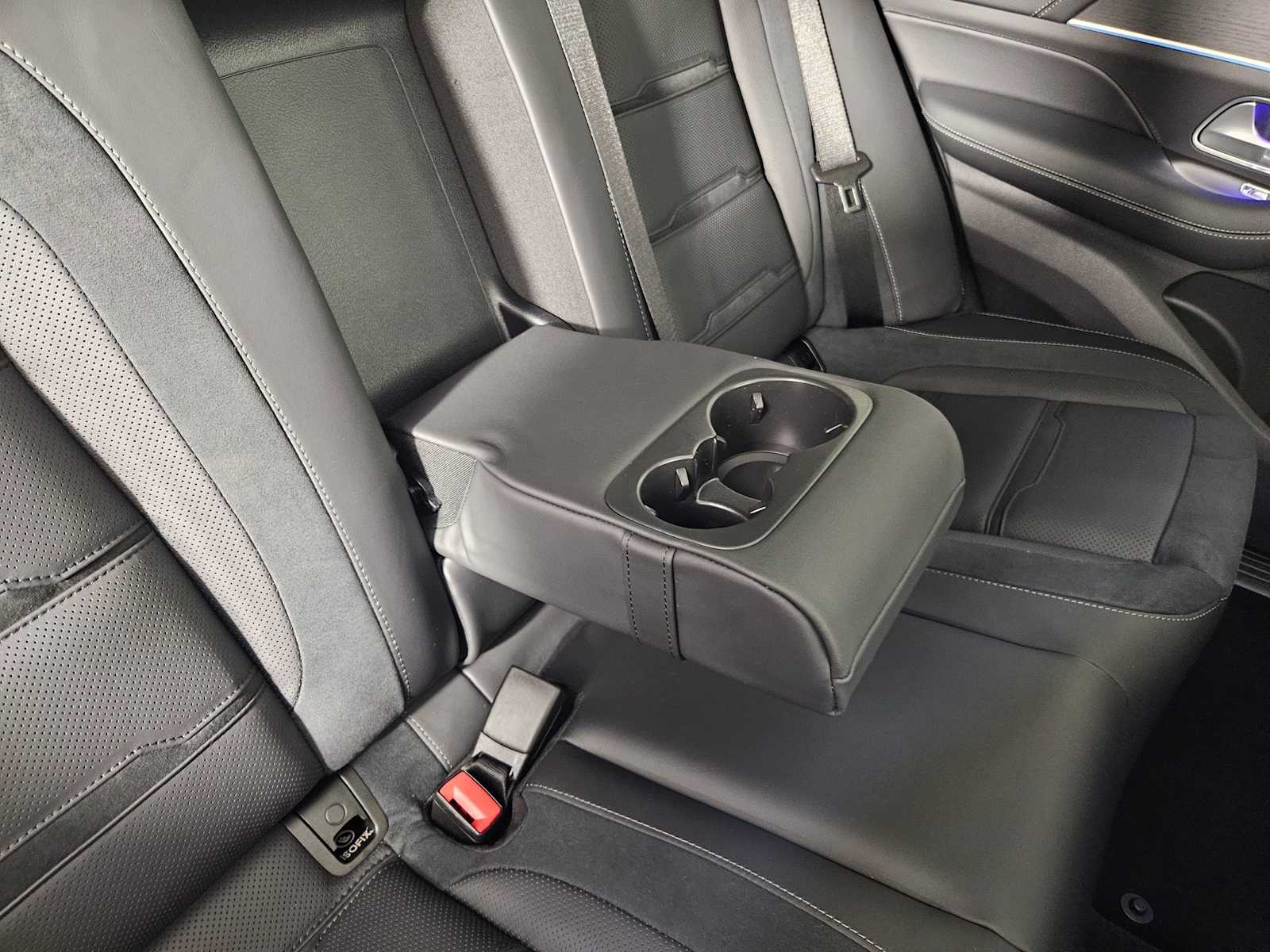 Thumbnail: 2025 Mercedes-Benz GLE - 35