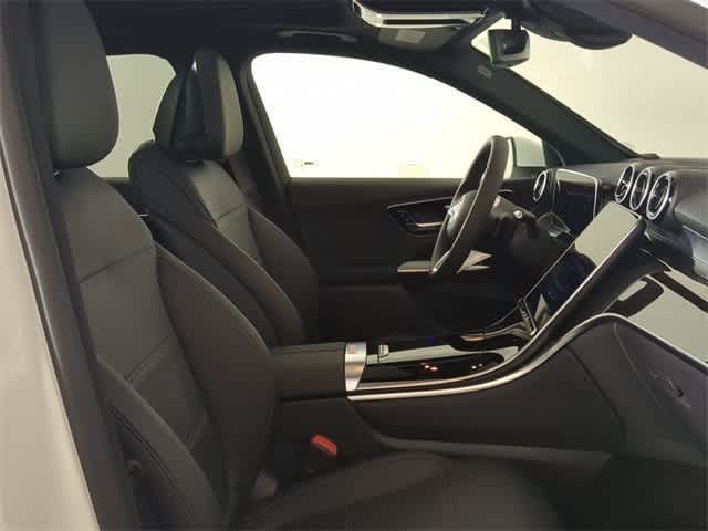 Thumbnail: 2026 Mercedes-Benz GLC - 23