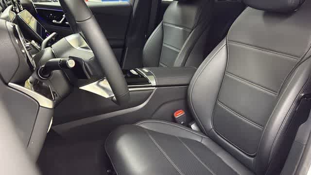 Thumbnail: 2026 Mercedes-Benz GLC - 14