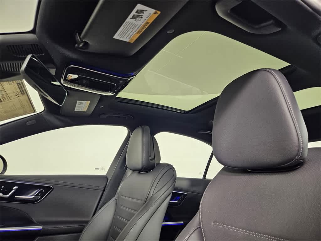 Thumbnail: 2025 Mercedes-Benz C-Class - 19