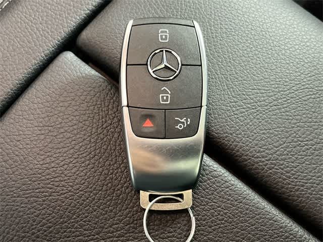 Thumbnail: 2023 Mercedes-Benz GLS - 37