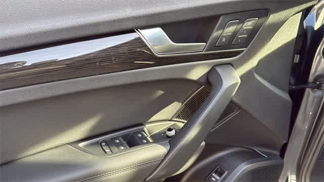 Thumbnail: 2019 Audi Q5 - 15