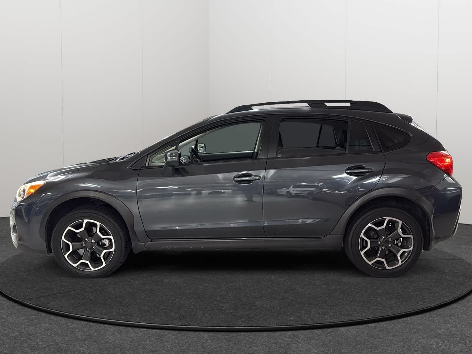 Thumbnail: 2015 Subaru XV Crosstrek - 3